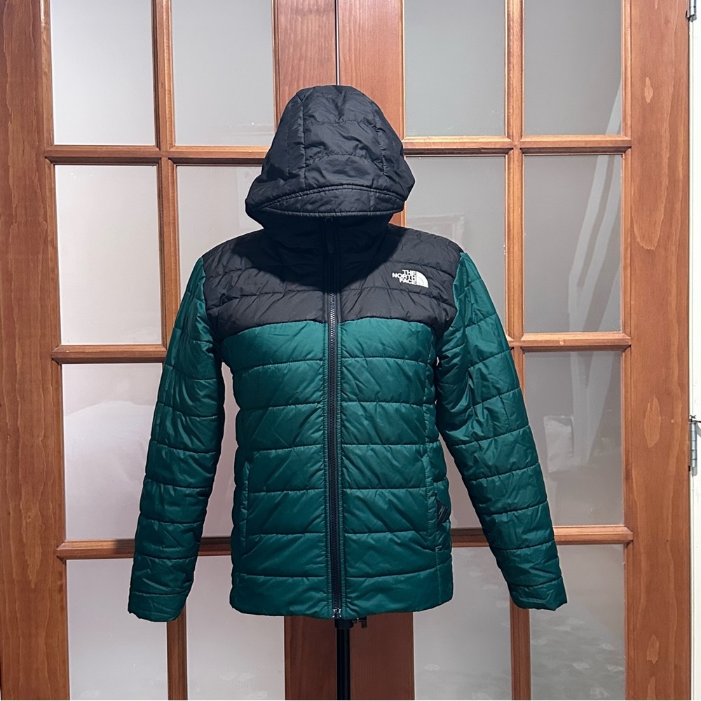 North Face Boys Forest Green and Black Reversible Hooded Jacket Size:Lg (14/16)